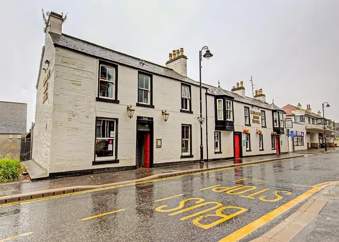 Kinloch Arms Hotel